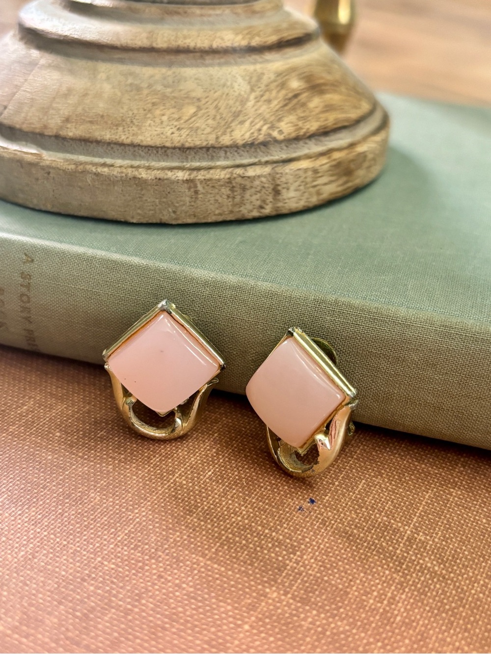 Vintage Pink Moon-glow Lucite Clip-On Earrings